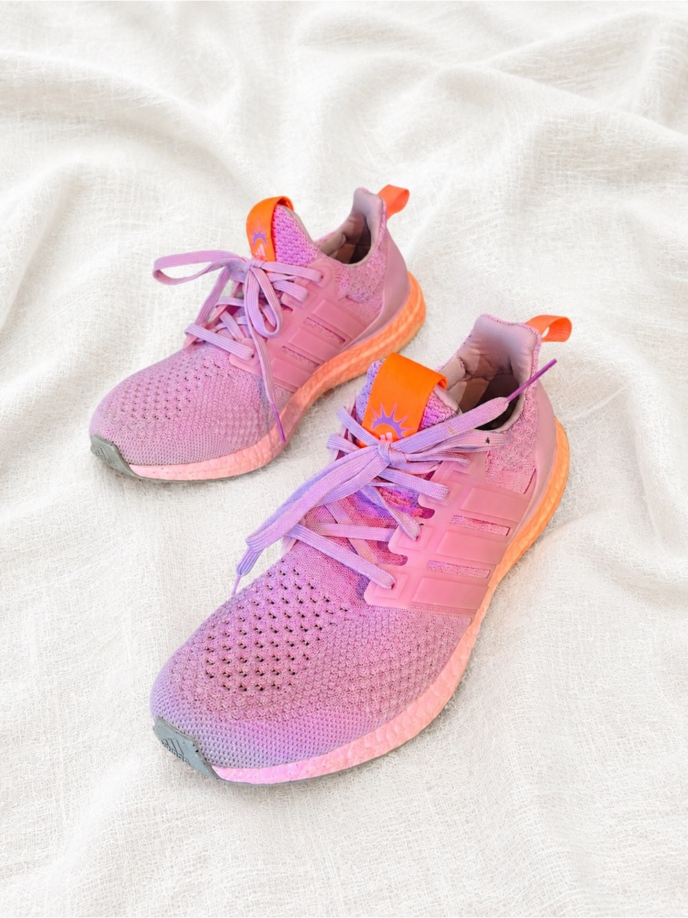 Adidas UltraBOOST Women’s Size 8 Pink Orange Running Sneakers Shoes